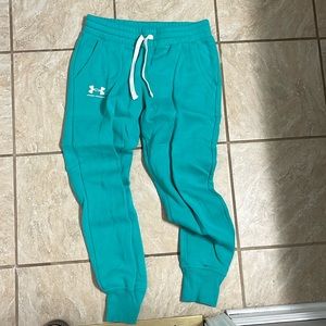 Under armour jogger sweatpants